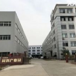 沌口经济开发区钢混结构厂房三楼1600平米厂房出租 带3吨货