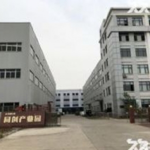 沌口开发区军山科技产业园旁三楼1600平米厂房出租 带3吨货