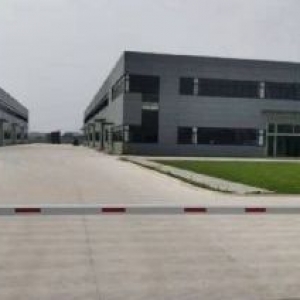 光谷，单层多栋9000平火车头厂房出租！随时看房！