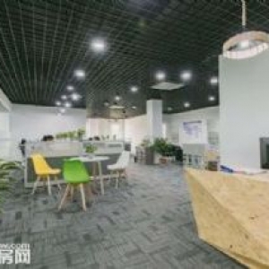 东湖高新58众创光谷产业园二楼105，150㎡出租