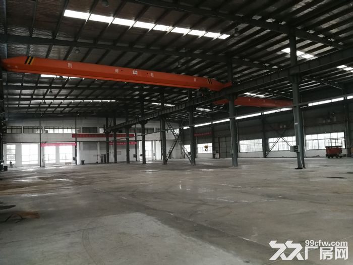 出租幸福工业园独栋钢结构3770㎡可配10吨行车