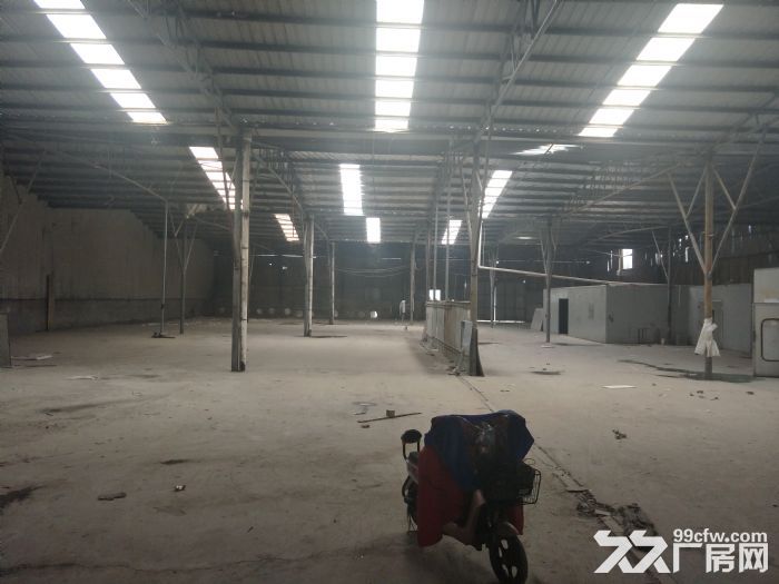 黄陂汉口北3300平米厂房10元每平，配套齐全，整租，进出9米车