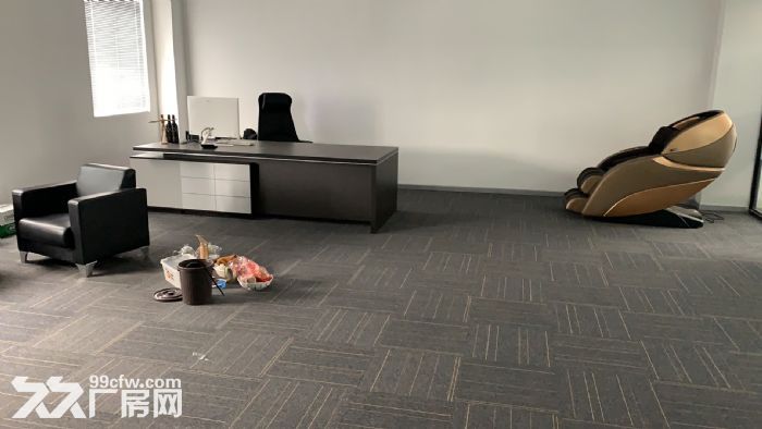 精品好房新退近九成新装修环氧地坪玻璃隔断