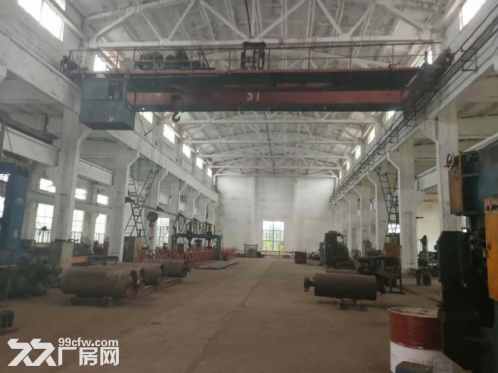 黄陂李集厂房12000平米，带行车32吨，配套办公食堂，可分租